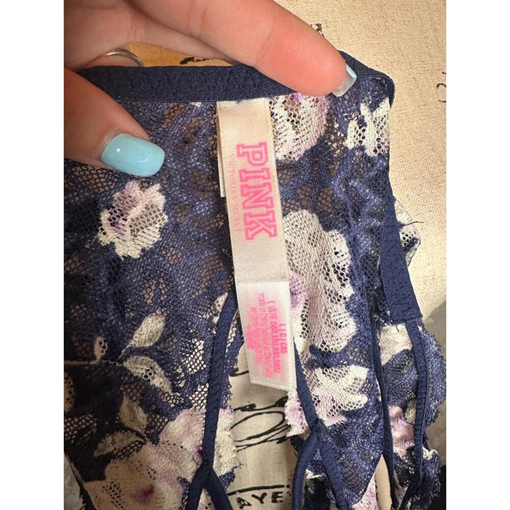 Victoria’s Secret PINK Floral Lace Strappy Bralette – Size Large - Picture 3 of 3